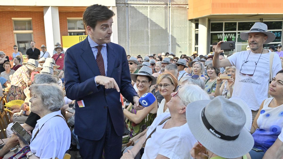 Marc Giró, charlando con el público