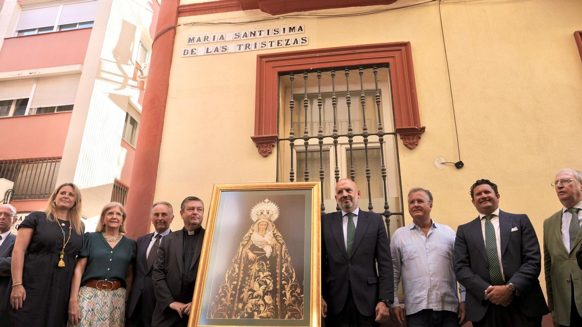 La calle María Santísima de las Tristezas "es una realidad en Su barrio, que ha acogido con los brazos abiertos la nueva denominación", ha escrito este jueves el Ayuntamiento en la red X