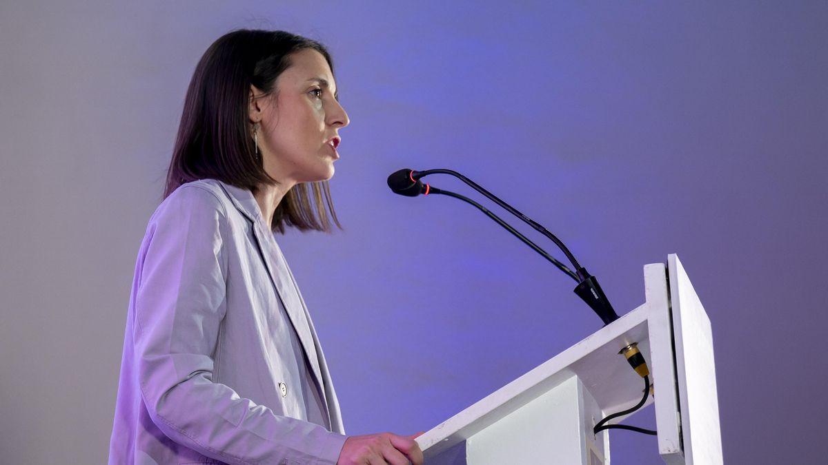 Irene Montero le canta cumpleaños feliz a Trump en la Eurocámara para criticar la posición de la UE ante la guerra de Irán