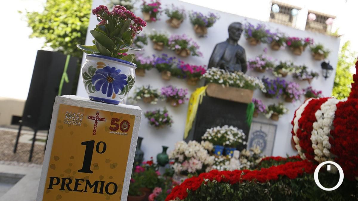 Primer premio de la Modalidad Casco Histórico para la Cruz de Jesús Nazareno