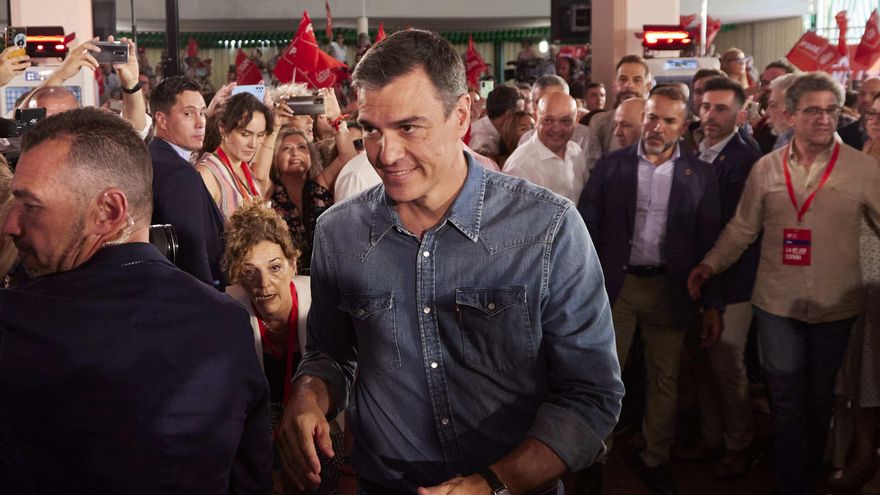 Pedro Sánchez en un mitin en Dos Hermanas el 17 de junio.