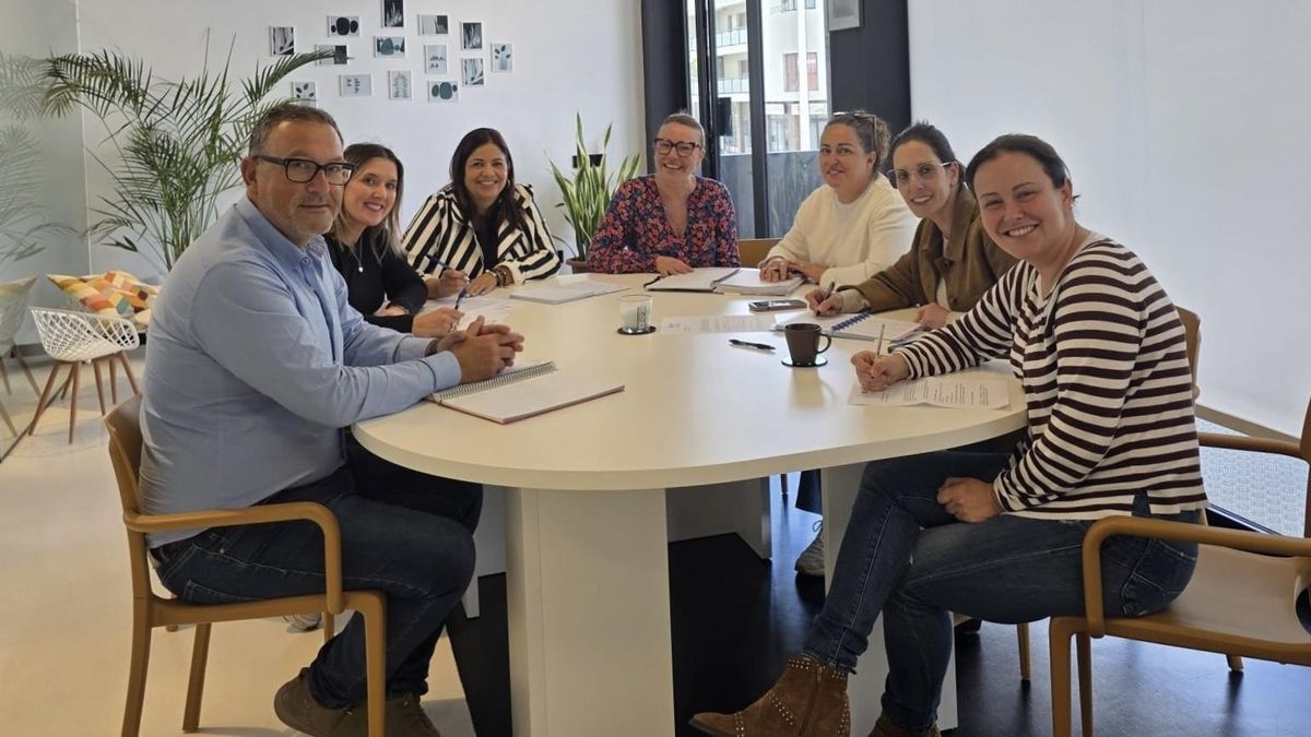 Los Llanos de Aridane refuerza el apoyo a las familias con acogida escolar y campamentos de verano.