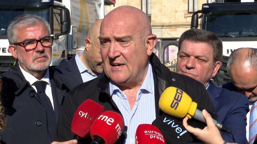 Carnero contradice a Vox y defiende la 'Policía de Barrio' que ha criticado su propio concejal