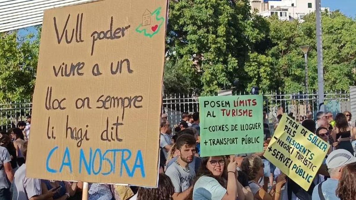 L'esquerra, sobre els "minipisos" del Govern balear del PP: "Sabeu què són 24 metres? Els vostres despatxos són més grans"