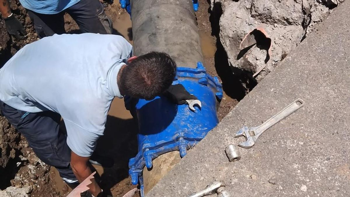 Una avería en el suministro de agua afecta a unas 8.000 personas en Santa Cruz de Tenerife