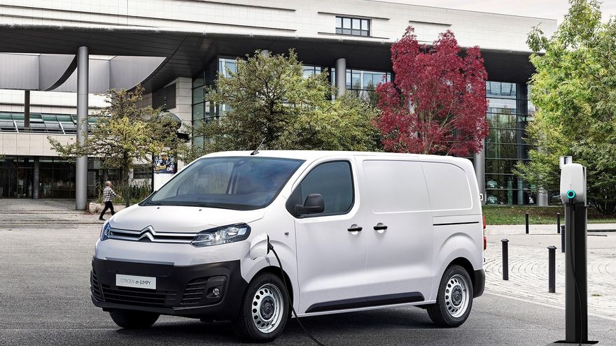 Los niveles de autonomía eléctrica del Citroën ë-Jumpy oscilan entre los 230 y 330 kilómetros, según la versión.