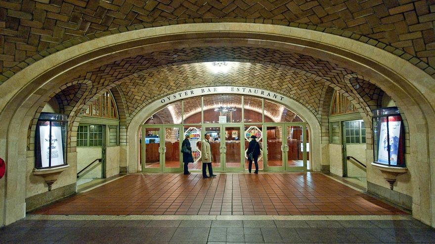 Arcos de ladrillo y piedra en la Gelería de los Susurros. Una genialidad 'española' en la Grand Central.