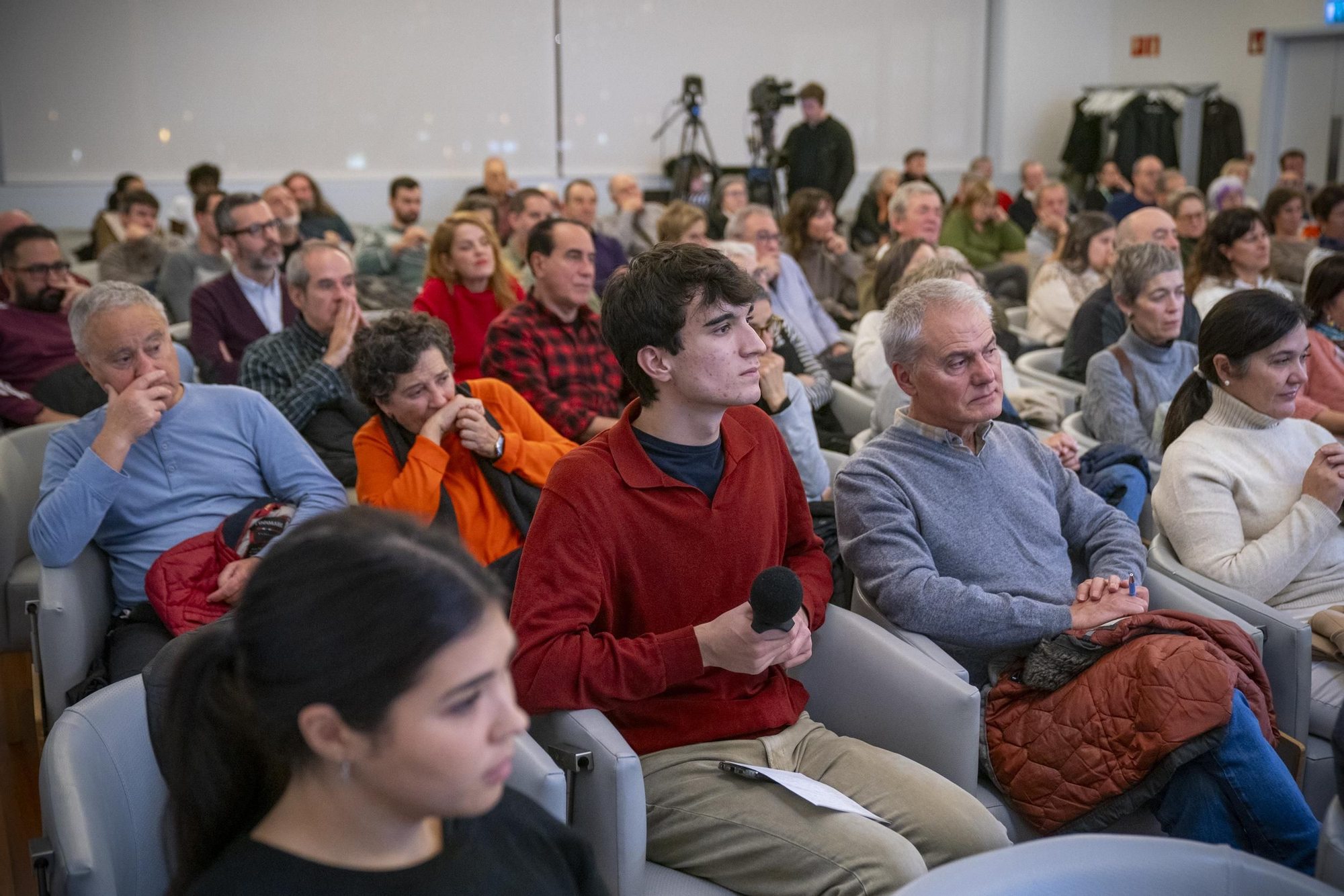 El evento de elDiario.es/Euskadi con Ignacio Escolar y José Luis de Castro, en imágenes
