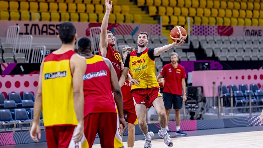 La selección española en el Eurobasket 2025: una plantilla de jugadores con ausencias y un relevo generacional forzado