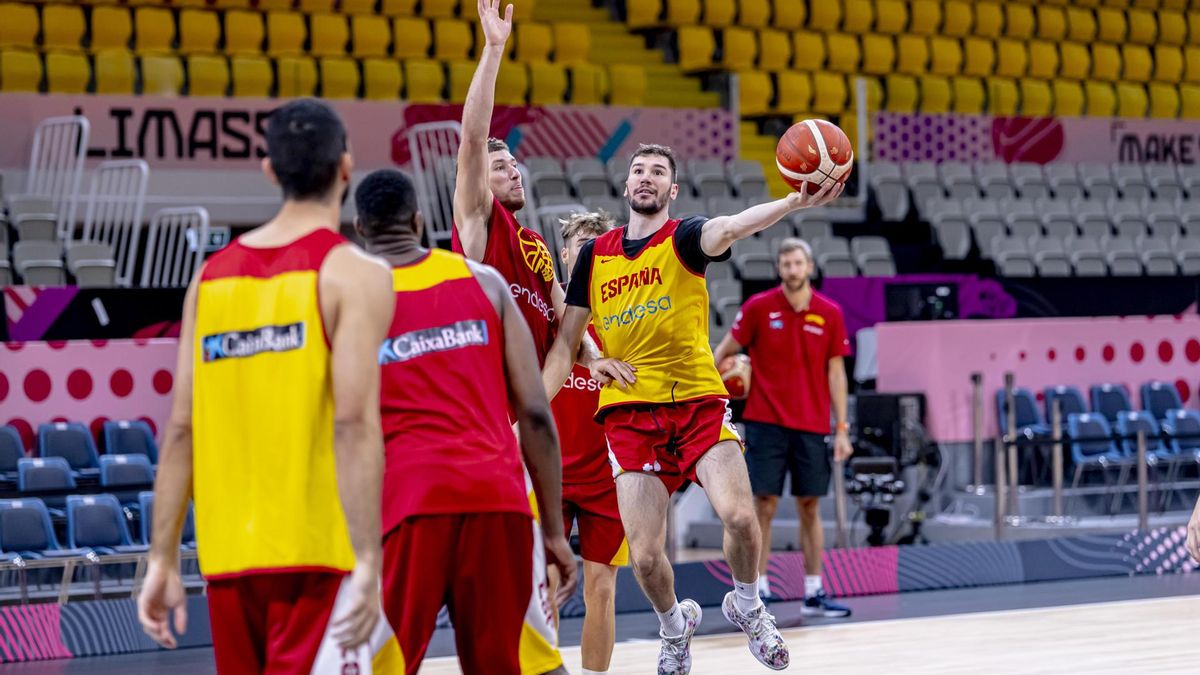 La selección española en el Eurobasket 2025: una plantilla de jugadores con ausencias y un relevo generacional forzado