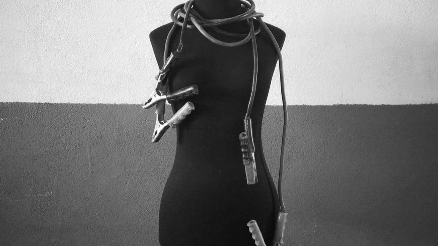 Una fotografía que recuerda la desprotección de las mujeres prostituidas durante la pandemia, ganadora de los premios del Colegio de Trabajo Social