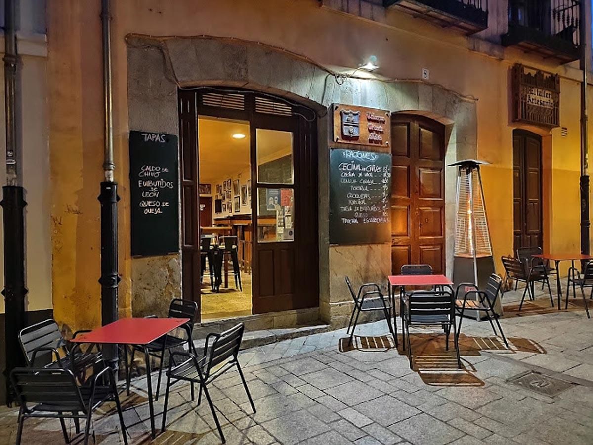 Taberna Oriente Medio.