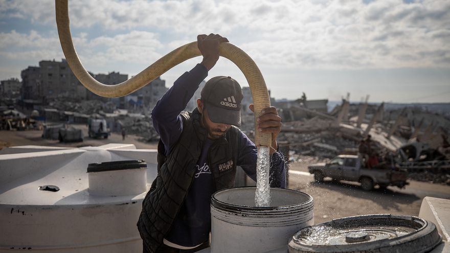 Israel sufre escasez de agua por destruir las plantas de tratamiento de Gaza