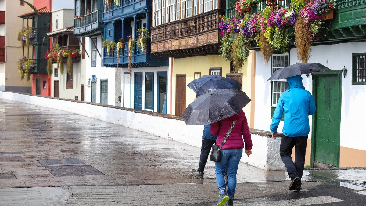 El tiempo se tuerce en el Cantábrico: lluvias, viento, bajón de las temperaturas y varias comunidades con avisos