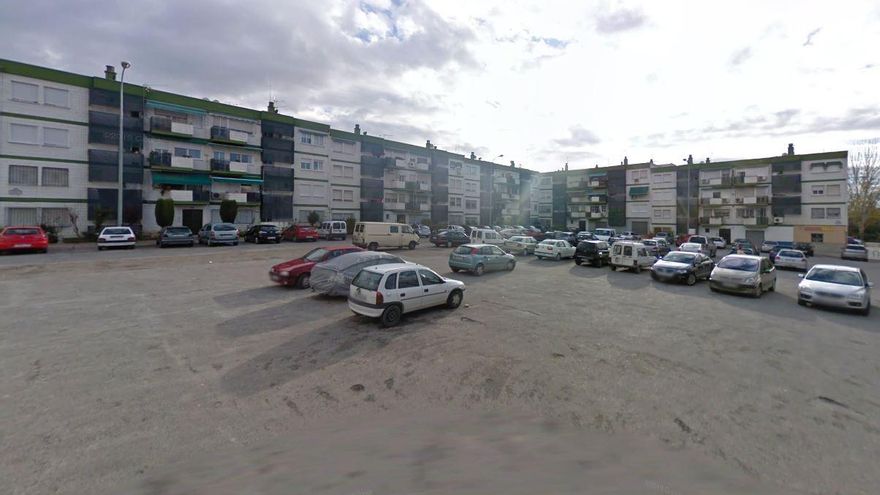 200 familias denuncian a Endesa por dejarles sin luz en la Zona Norte de Granada