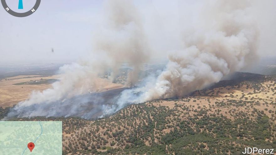 El Infoca logra estabilizar el incendio forestal en Almodóvar del Río