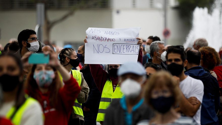 Concentración el pasado domingo frente a la Asamblea de Madrid en Vallecas