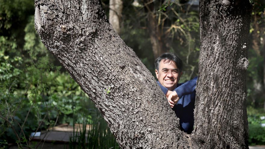 Martí Domínguez ha recorregut el País Valencià cercant i creant aquesta “harmonia de fons entre natura i art en la seua prosa“ que deia Enric Sòria.