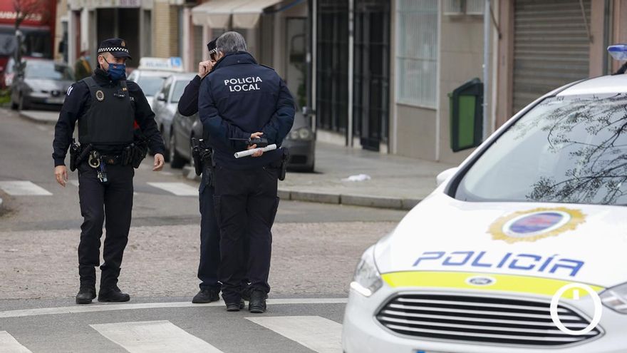 Vecinos de moreras cortan el tráfico