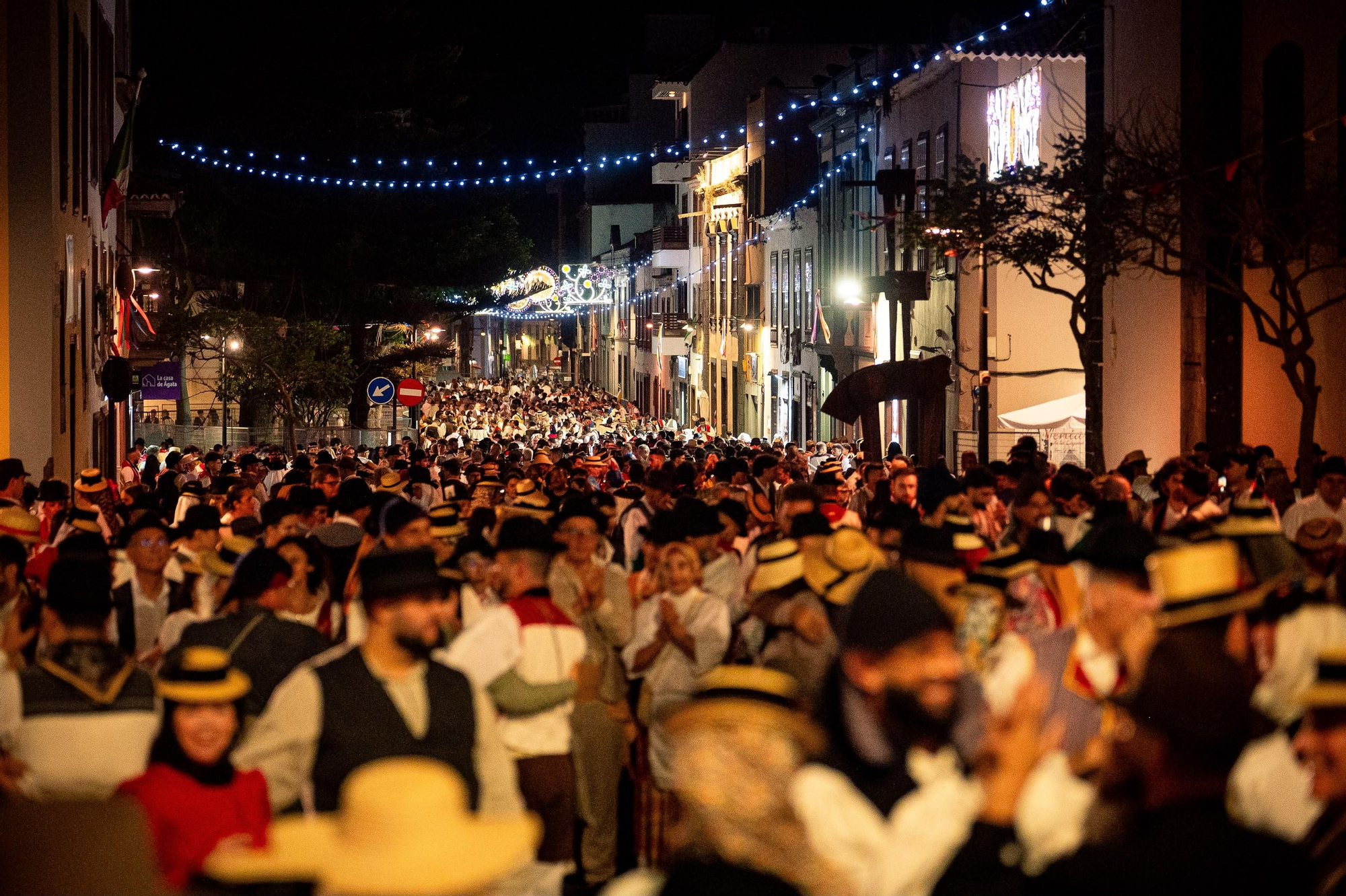 Así se vivió el Baile de Magos de San Benito, en La Laguna