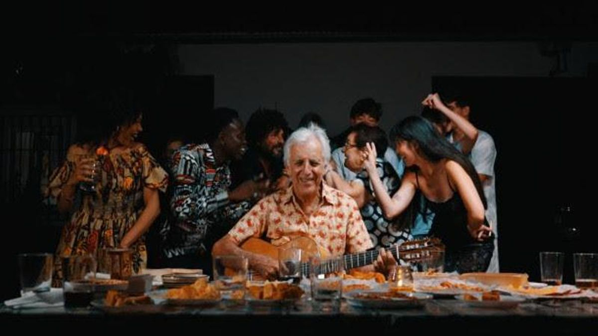"Te quiero mucho, pero no me quites el mechero": Kiko Veneno canta a las formas de querer en su nuevo videoclip