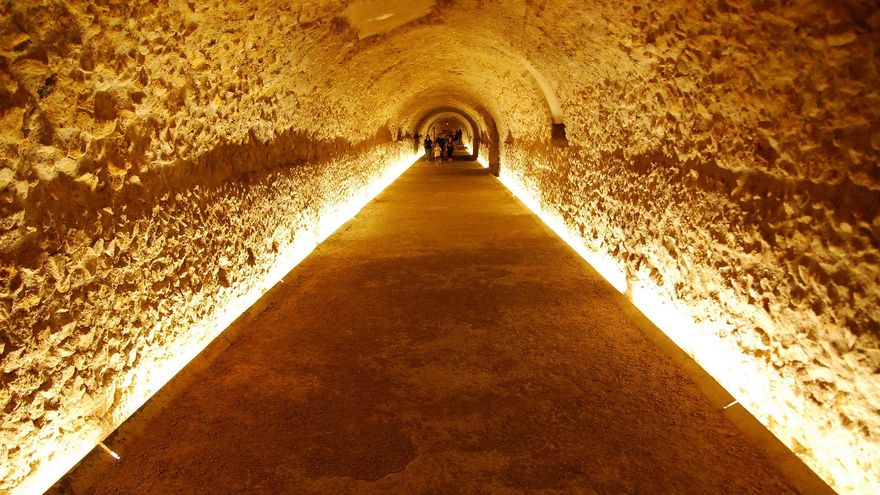 Túnel de una de las gradas del Circo Romano de Tarragona.