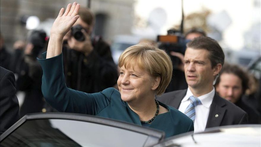 Merkel considera "seriamente" a los Verdes como socios para formar gobierno