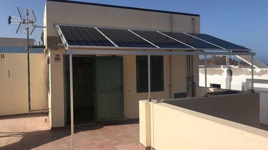 El Cabildo abre el plazo para pedir las ayudas para la instalación de placas fotovoltaicas en viviendas