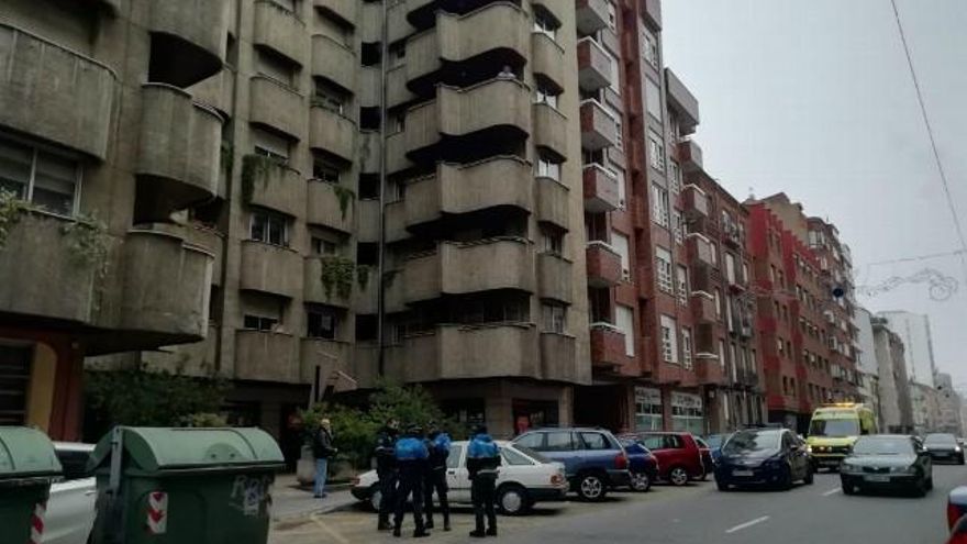 Incendio en la Avenida Padre Isla./ Foto: C.J.D.