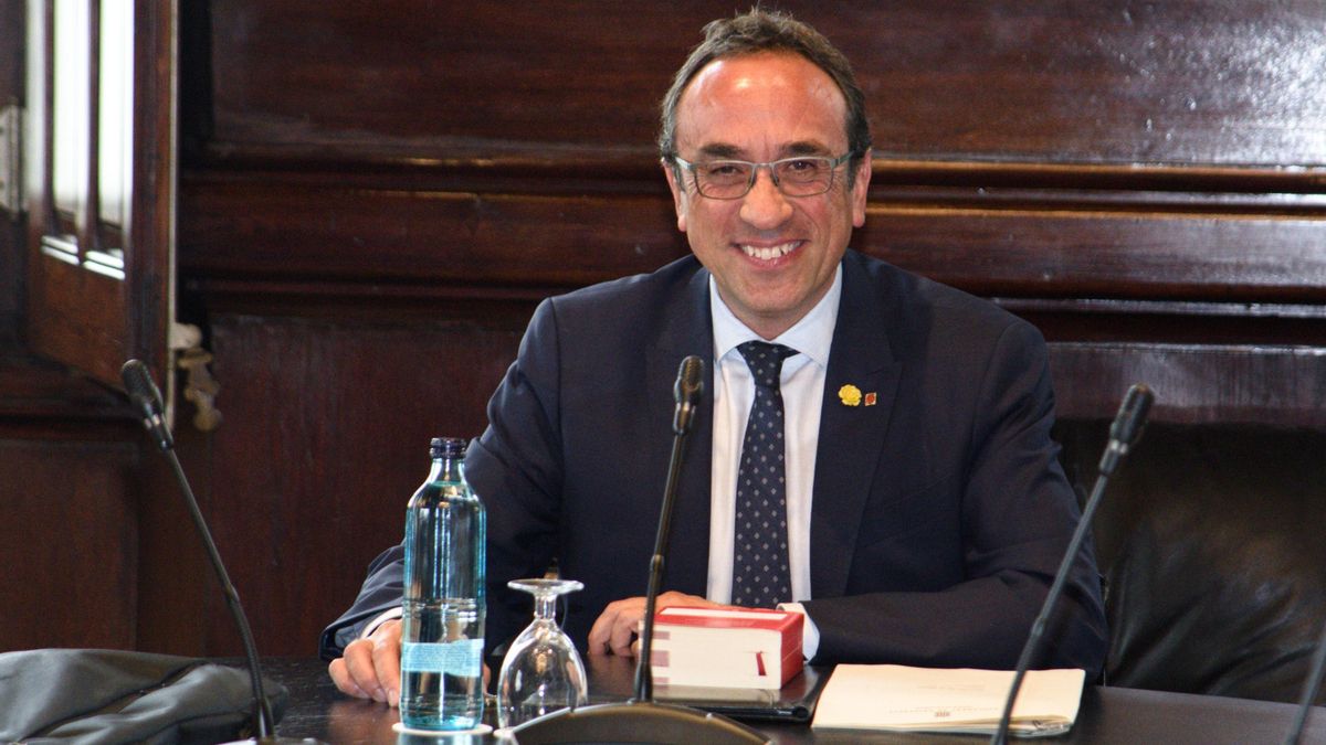 El presidente del Parlament, Josep Rull, durante la primera reunión de la nueva Mesa de la cámara catalana, a 12 de junio de 2024