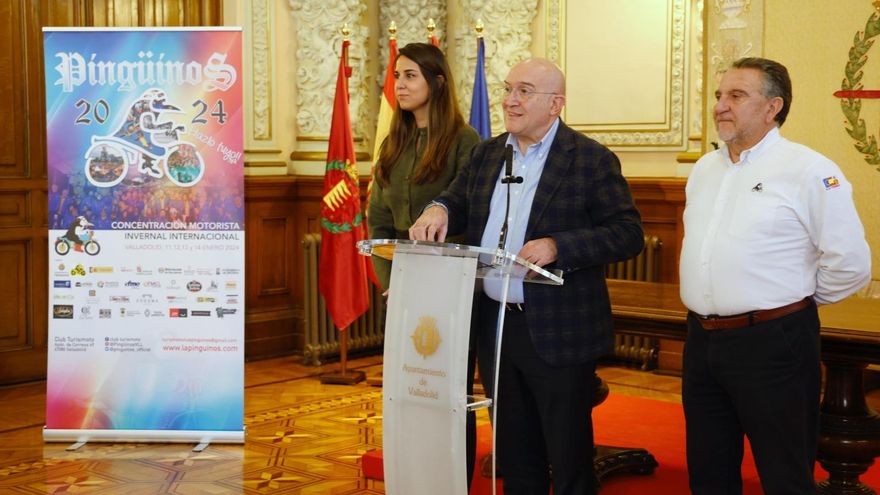 El alcalde de Valladolid rechaza romper con Vox y apoyarse en el PSOE: "El pacto propicia un gobierno estable y fructífero"