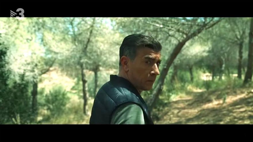 'Polònia' versionó 'As Bestas' para parodiar la última polémica de Feijóo y Sánchez: "¿Quién eres, Bruce Sprinter?"