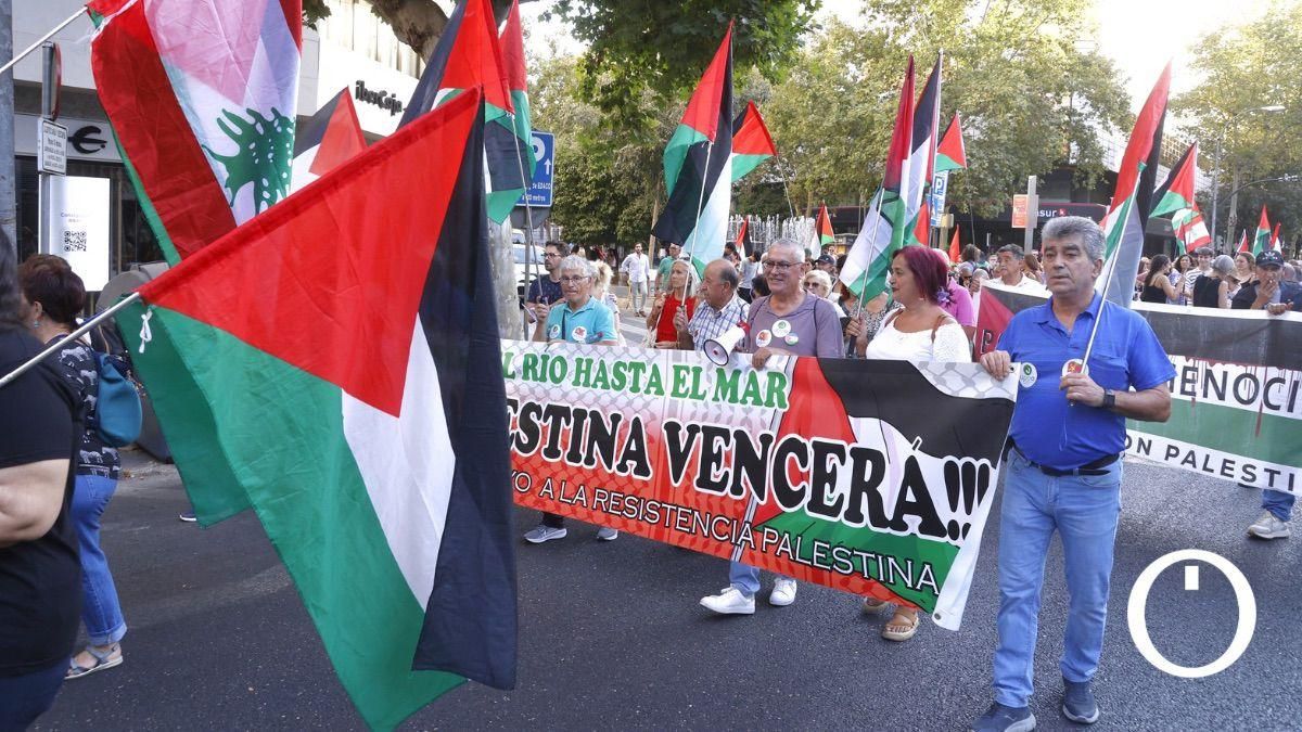 La manifestación en Córdoba por Palestina reclama un alto el fuego inmediato
