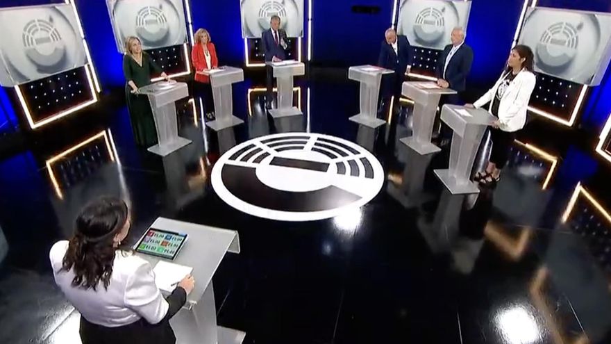 La gestión de Muñoz, el turismo o el problema con la vivienda, en la diana del debate a la Alcaldía de Sevilla en RTVE