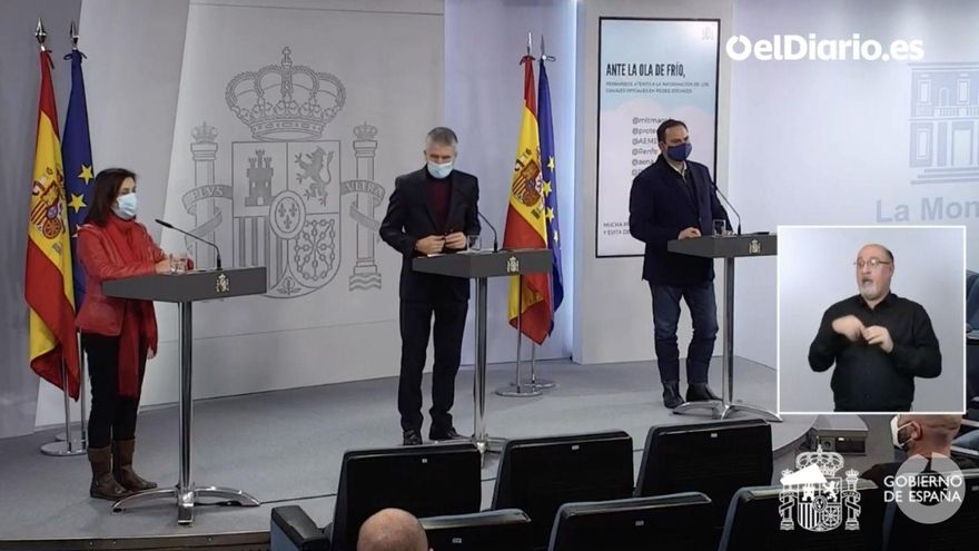 Los ministros Margita Robles, Fernando Grande-Marlaska y José Luis Ábalos en rueda de prensa