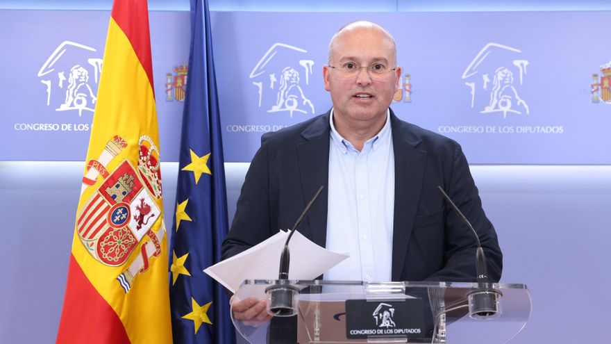 El portavoz del PP en el Congreso, Miguel Tellado, durante una rueda de prensa en el Congreso de los Diputados, a 2 de julio de 2024, en Madrid (España).