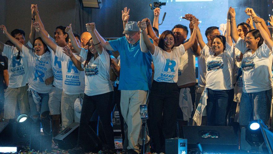 El candidato a la Presidencia de Perú por el partido Renovación Popular, Rafael López Aliaga. 