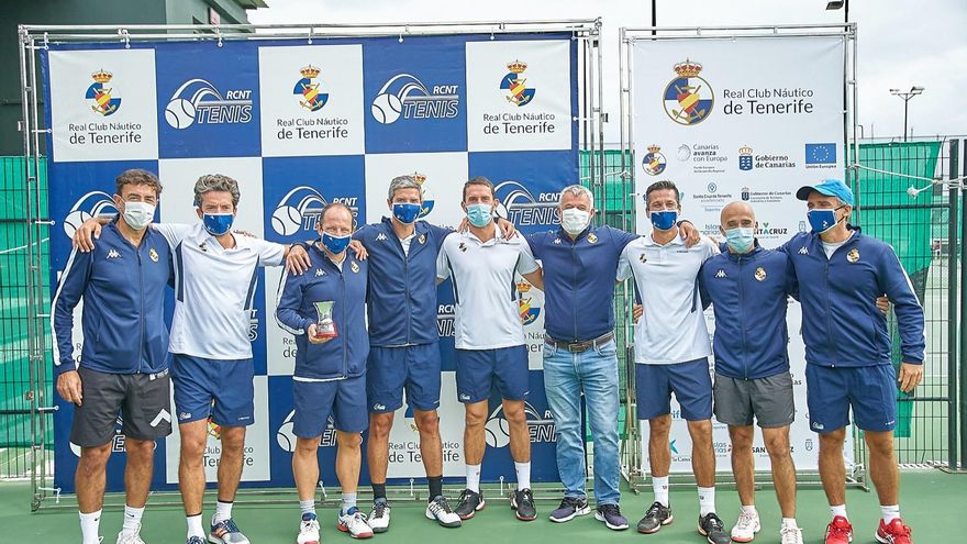 El RCNT se proclama campeón de España de tenis de veteranos