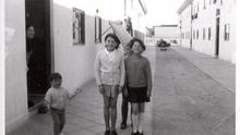 Niños en el barrio de la UVA de Vallecas, ca. 1960 / Fuente: Memoria Madrid