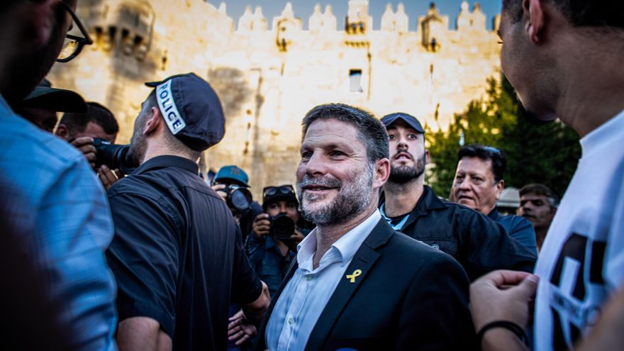 El ministro de Finanzas israelí, Bezalel Smotrich, frente a la Puerta de Damasco en Jerusalén.