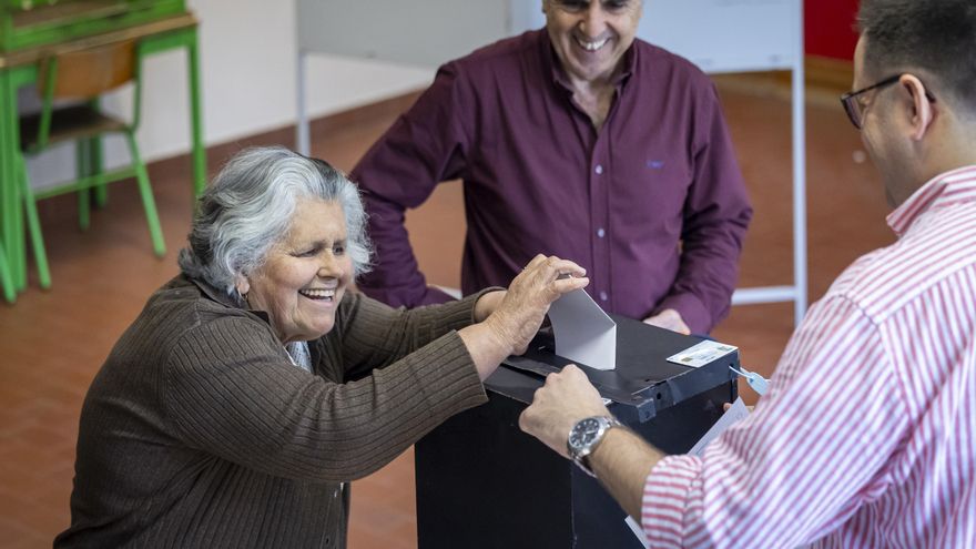 Los portugueses votan cansados y sin perspectiva de cambios