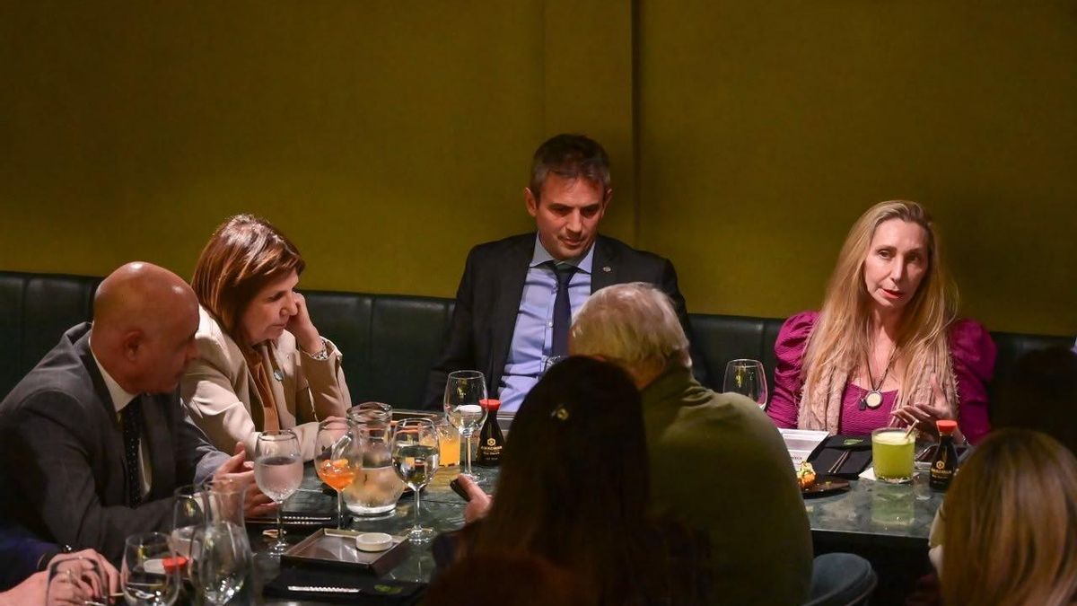 Karina Milei reunió a Bullrich, Martín Menem y todos los senadores libertarios a comer sushi el miércoles