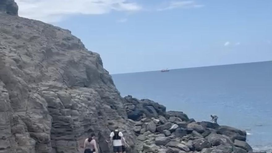 Alarma en Mogán por el riesgo de nuevos desprendimientos en caminos y carreteras tras la borrasca Therese