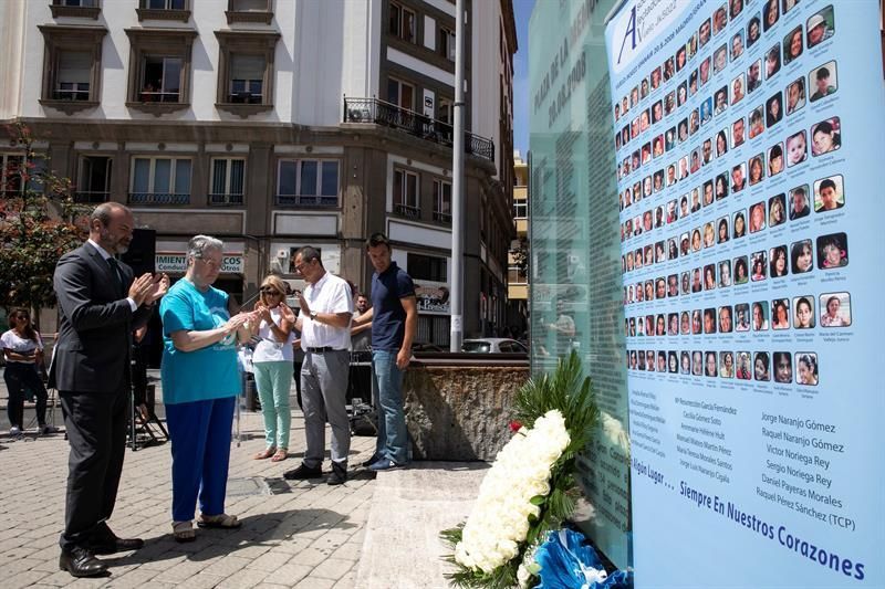 Homenaje en Gran Canaria en el décimo aniversario de la tragedia de Spanair