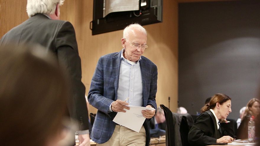 Un acusado desvela una llamada del ex director de Emalsa para que contratara a dedo a la filial de sus socios privados