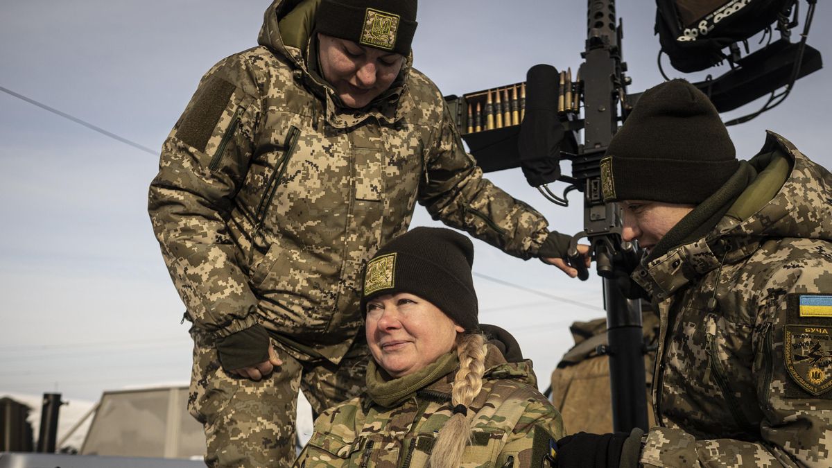 Las brujas de Bucha: las ucranianas que derriban drones rusos para vengarse de la ocupación