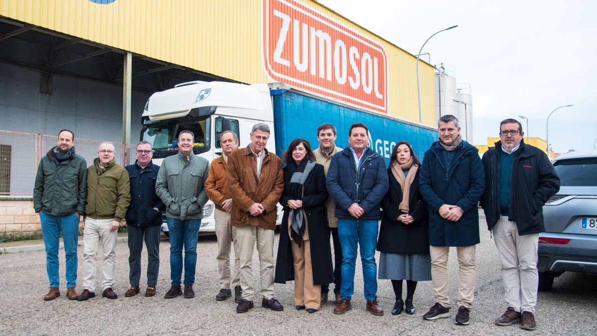 Palma del Río recupera su fábrica de Zumosol como motor de empleo en la agroindustria