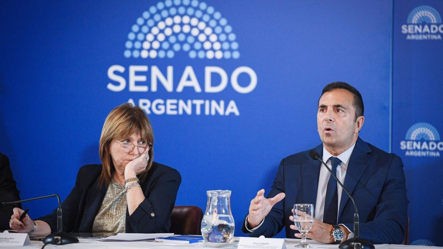 El Gobierno se vio obligado a postergar la reforma laboral y recalcula su estrategia en el Senado