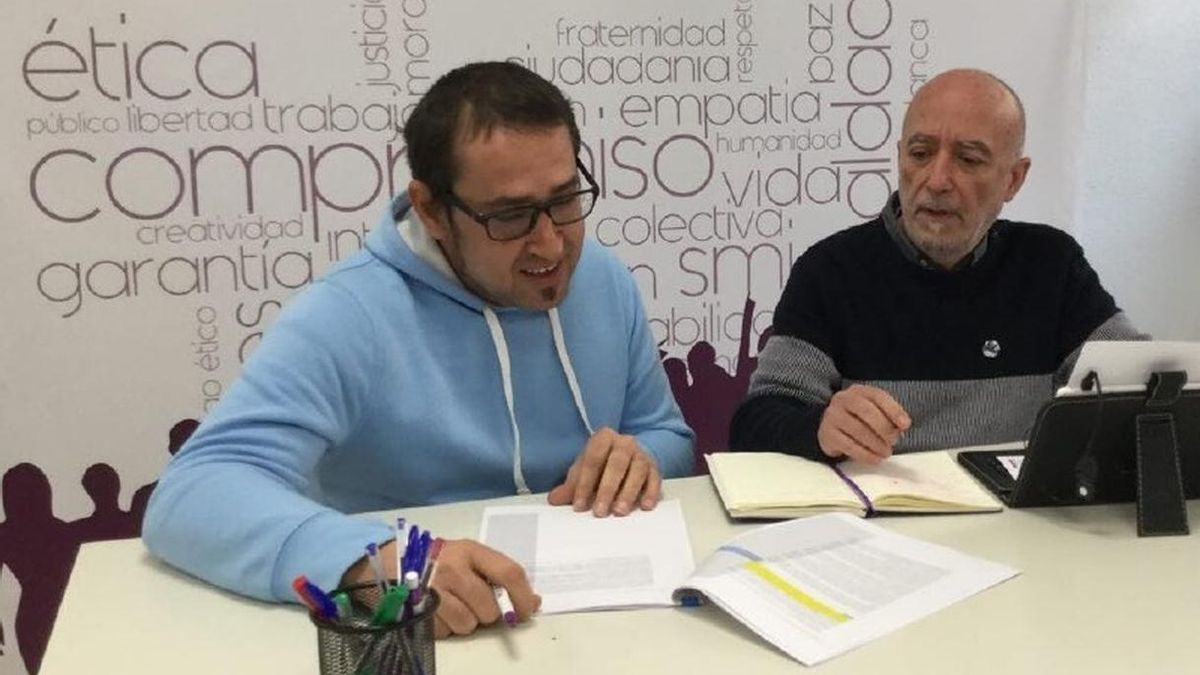 Podemos suspende de militancia a su portavoz en el Parlamento riojano y exige el acta a los otros dos diputados