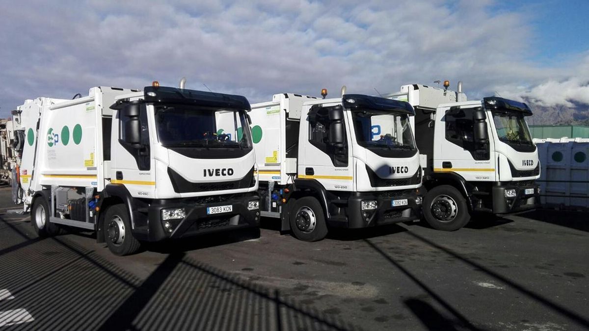 El CSIF concentra a la plantilla del Consorcio de Servicios en el Cabildo para presentar  un manifiesto reivindicativo